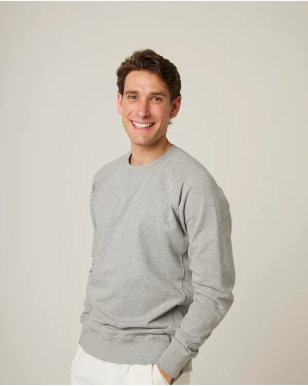 Classic Sweatshirt Light Grey jpg